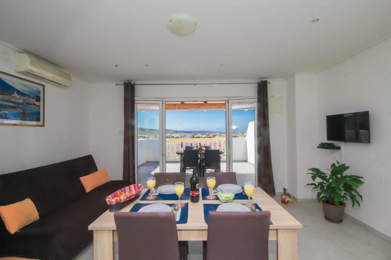 Apartmani Horvat Jezera Exterior photo